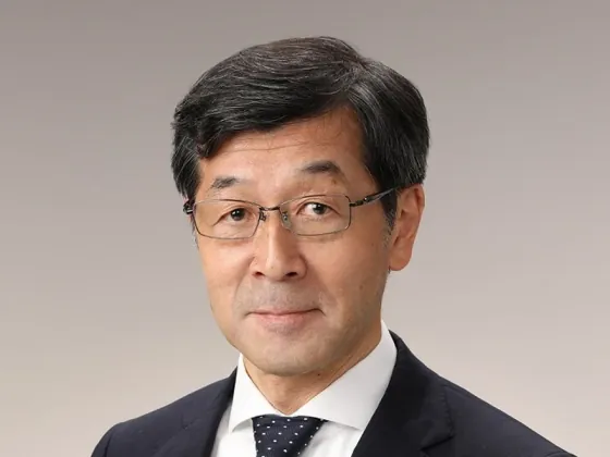 足立 忠郎